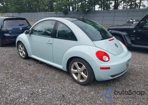 2010 Volkswagen New Beetle 2.5L Final Edition из США, поврежденный, VIN 3VWPG3AGXAM036300